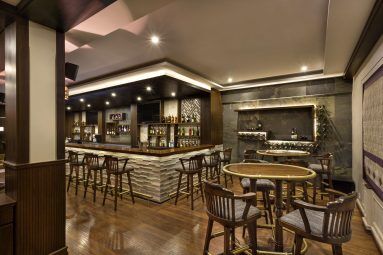 Ridge Bar & Lounge